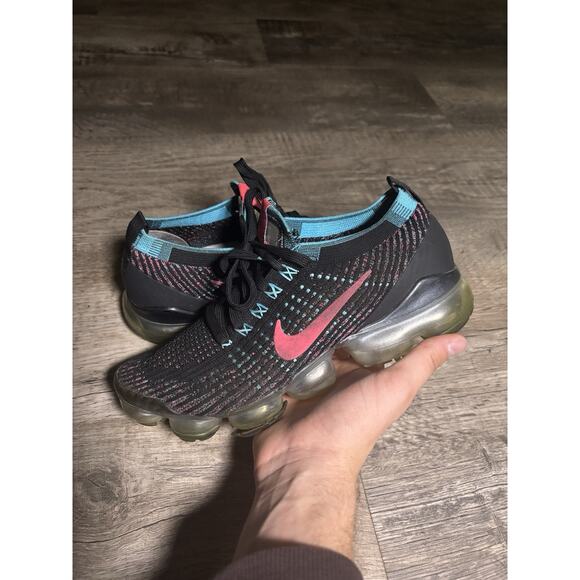 Wmns Air VaporMax Flyknit 3 ‘Black Hyper Pink Blue’ CZ7988-001 Size 8.5 - Picture 1 of 7